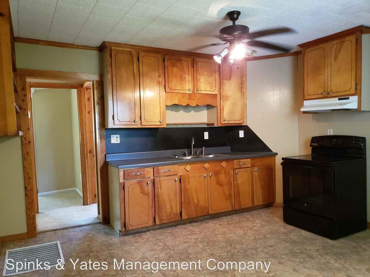 1218 S 8th St - Photo 2 of 18