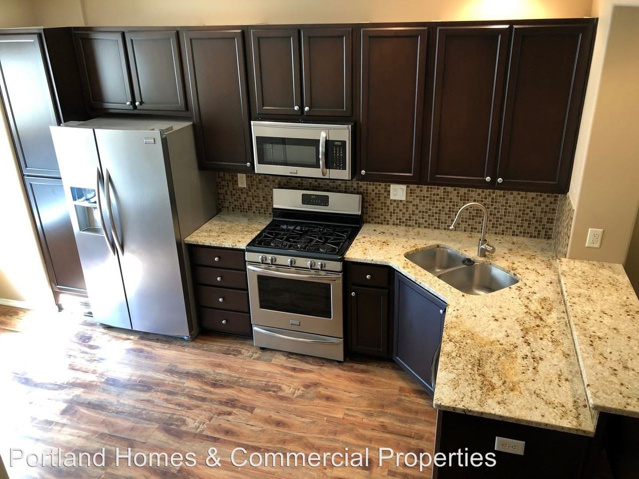 15472 Brianne Ct - Photo 3 of 11