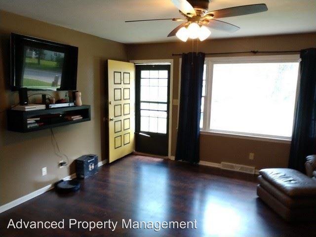 1944 Hayes Dr - Photo 2 of 28