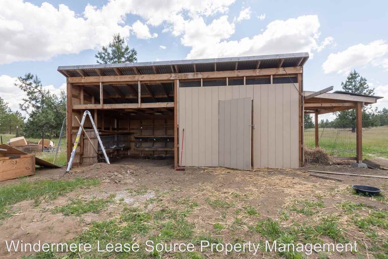 16511 W Boone Ln - Photo 3 of 30