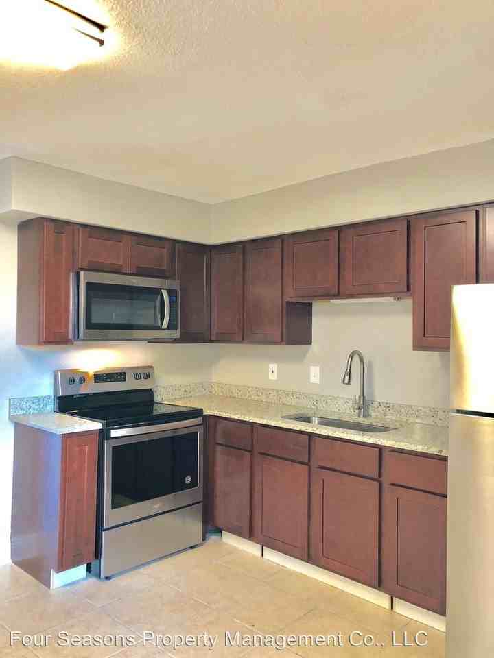 339 Park Row - Photo 3 of 21