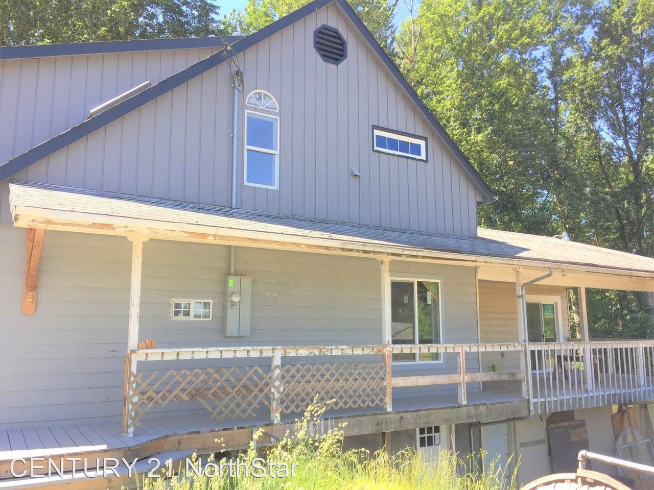 12225 SE 19th Ave - Photo 2 of 33