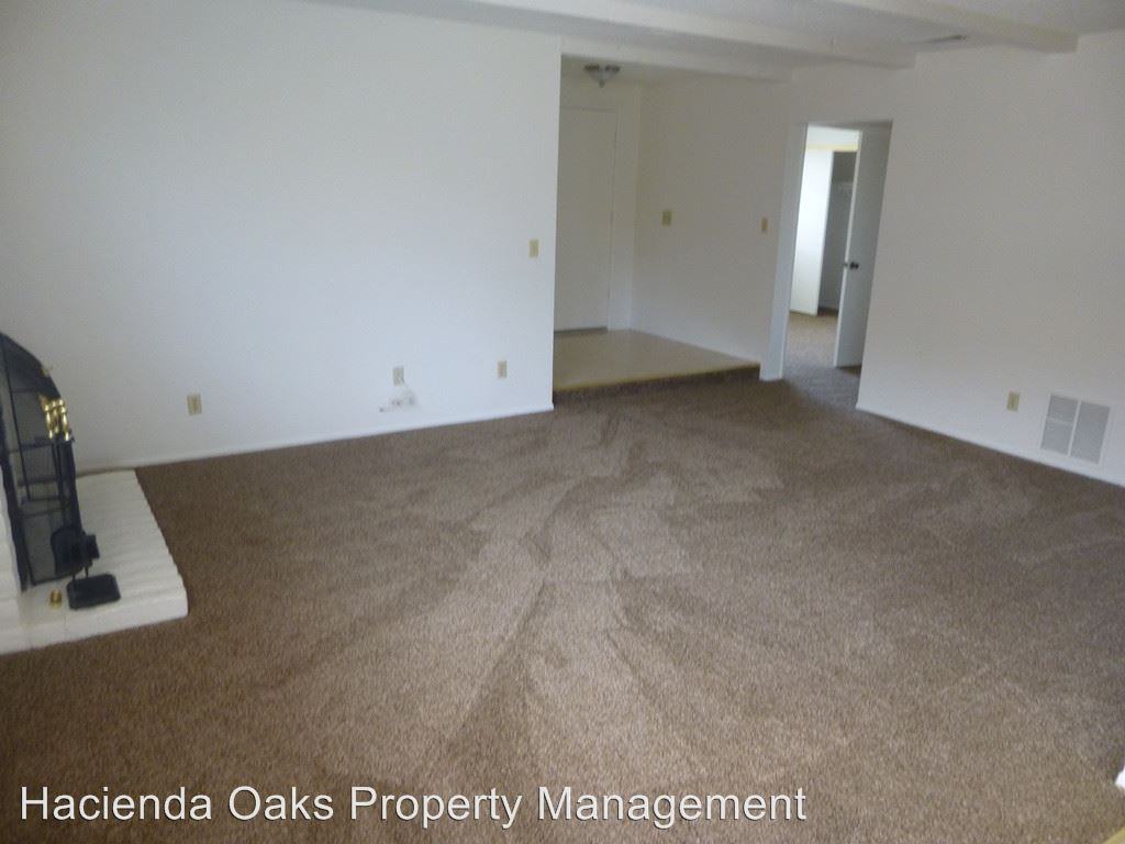 277 Highland Dr - Photo 3 of 17