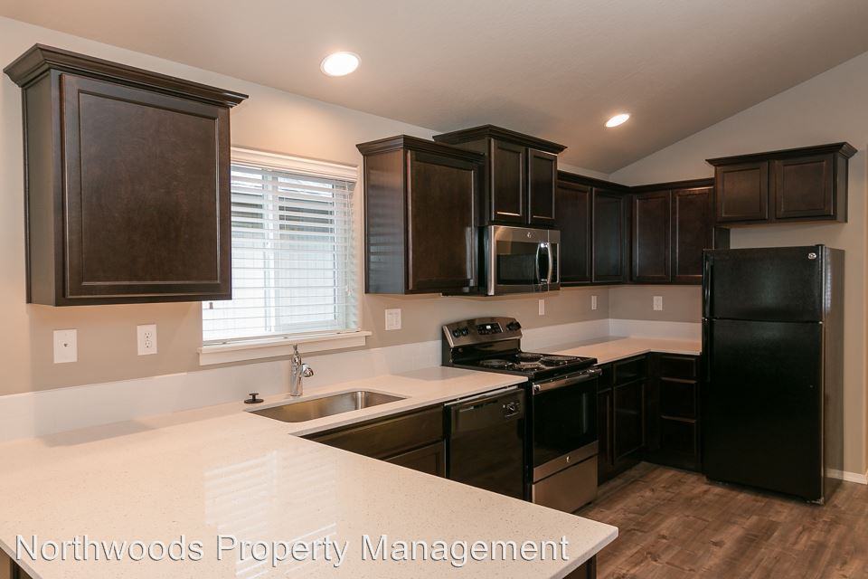 1047 S Goshen-Divide Hwy - Photo 2 of 16