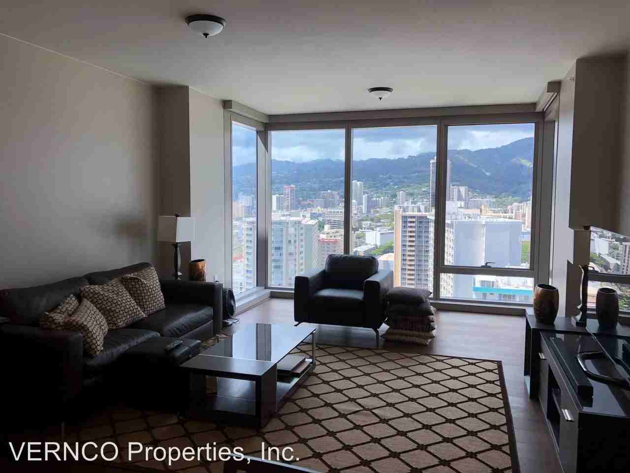 1555 Kapiolani Blvd - Photo 2 of 15