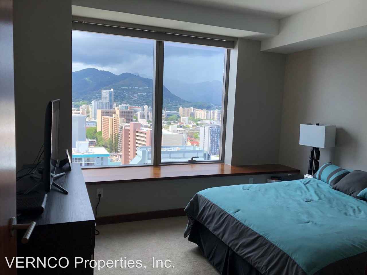 1555 Kapiolani Blvd - Photo 3 of 15