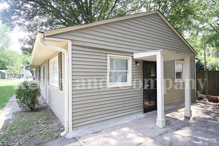 961 Carrolton Rd - Photo 3 of 21