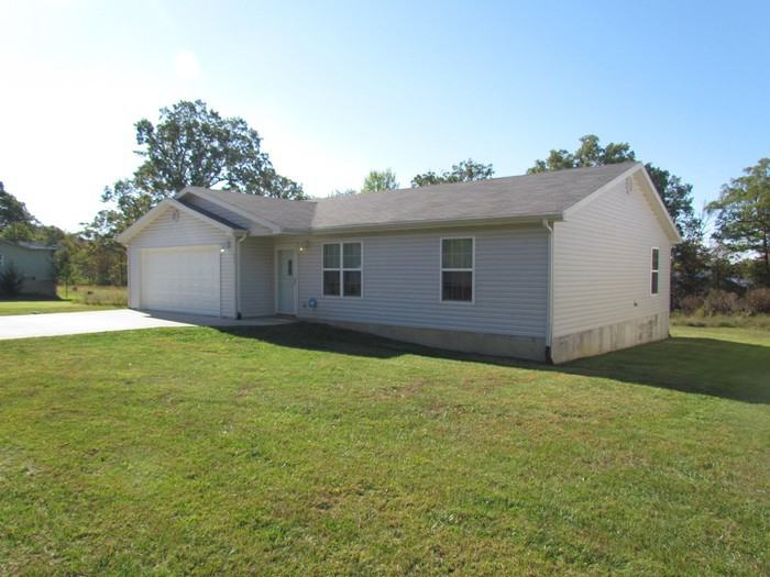 354 Eastlawn Ave - Photo 2 of 37