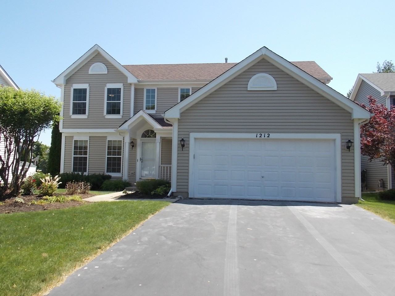 1212 Andria Ct - Photo 2 of 34