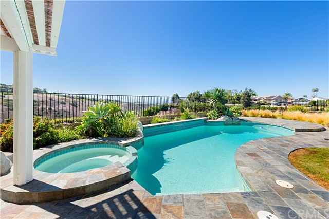 1607 Harbor Crest Cir - Photo 2 of 46