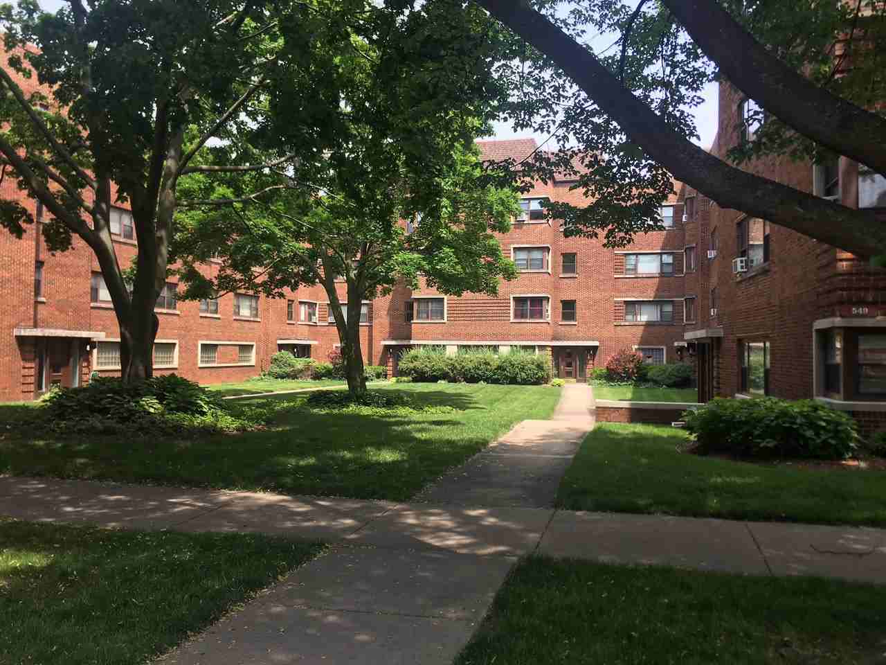 549-607 Sheridan Rd. - Photo 2 of 21