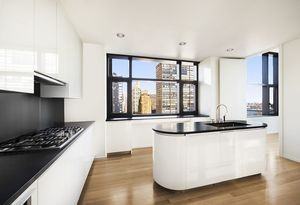 United Nations Plaza #20C