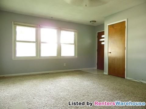 1420 N 8th Ave E - Photo 2 of 10