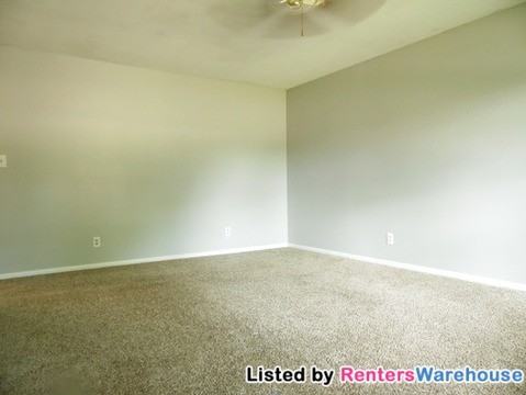 1420 N 8th Ave E - Photo 3 of 10