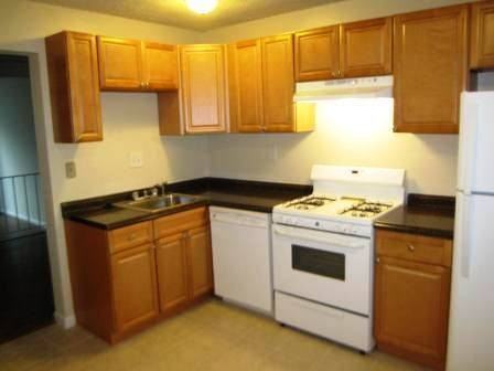 8635 Sumter Ct - Photo 3 of 29