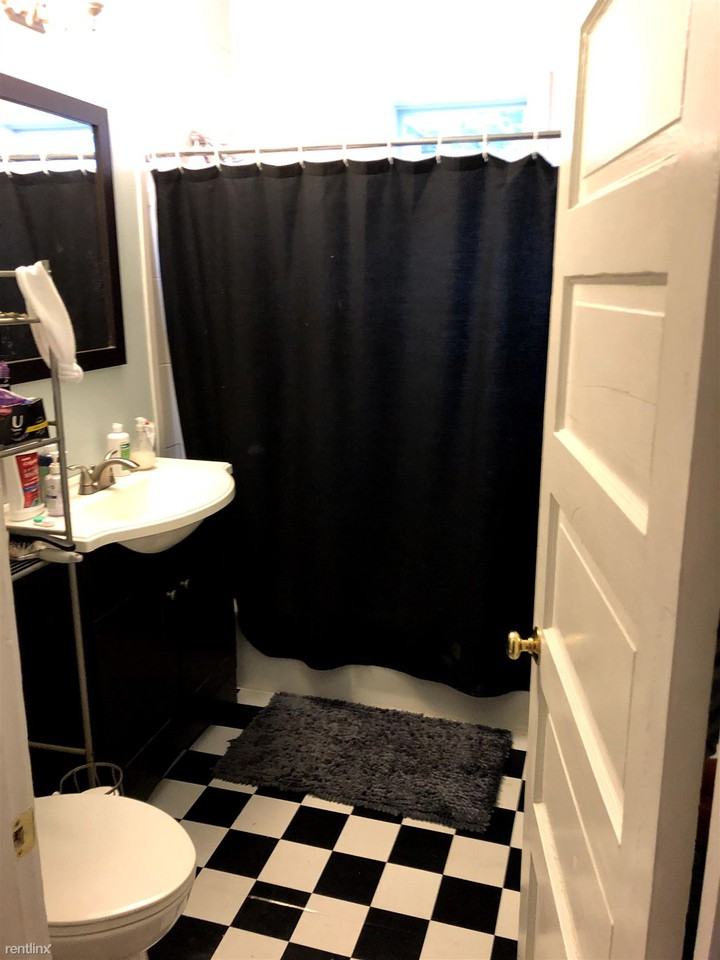 215 Boston Ave - Photo 3 of 10