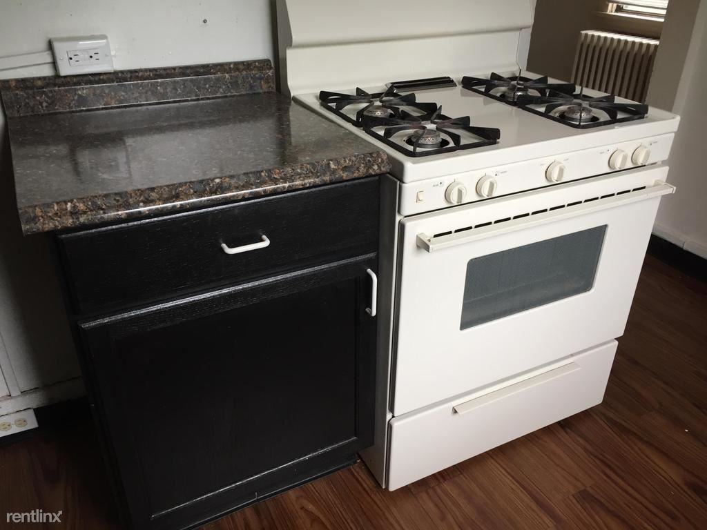 122 Munsey Ave - Photo 2 of 16