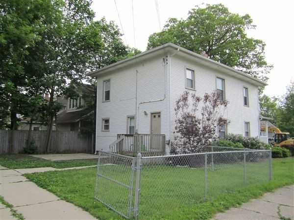 1101 S Grand Ave - Photo 2 of 13