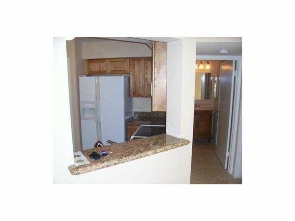 2607 NW 33rd St - Photo 2 of 3