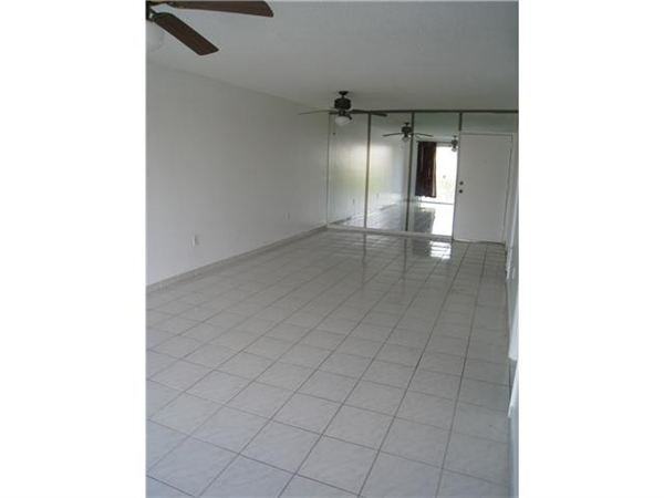 3716 NE 168th St - Photo 2 of 11