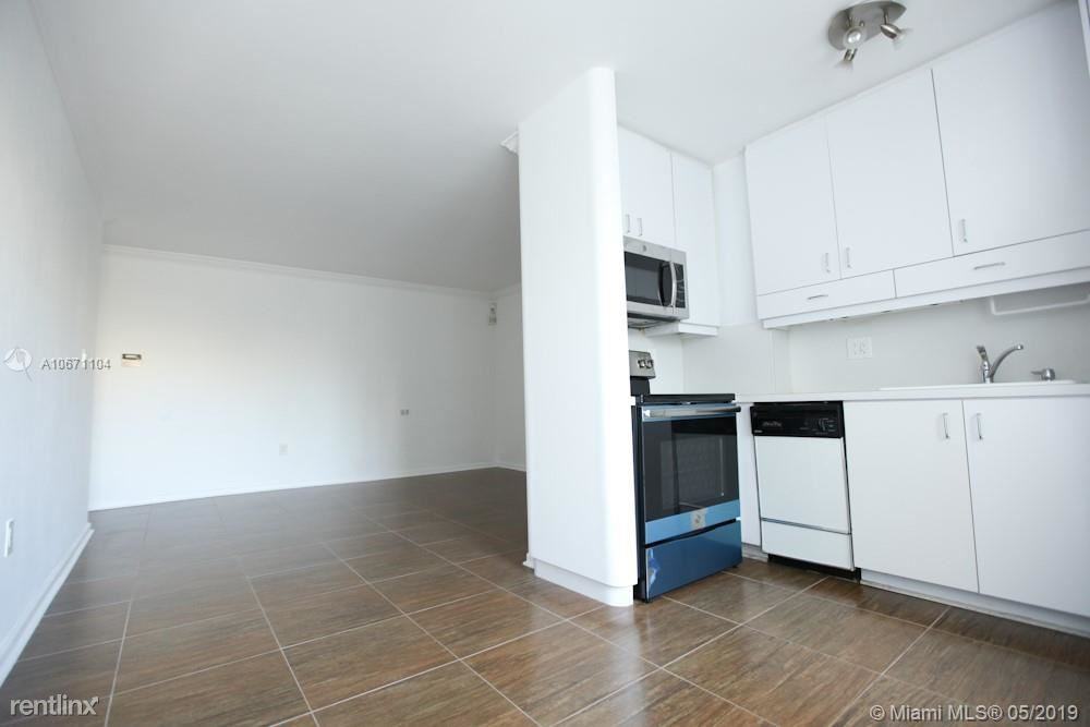 820 Salzedo St - Photo 3 of 9