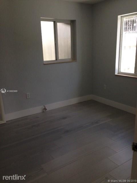 2860 SW 32nd Ave - Photo 3 of 7