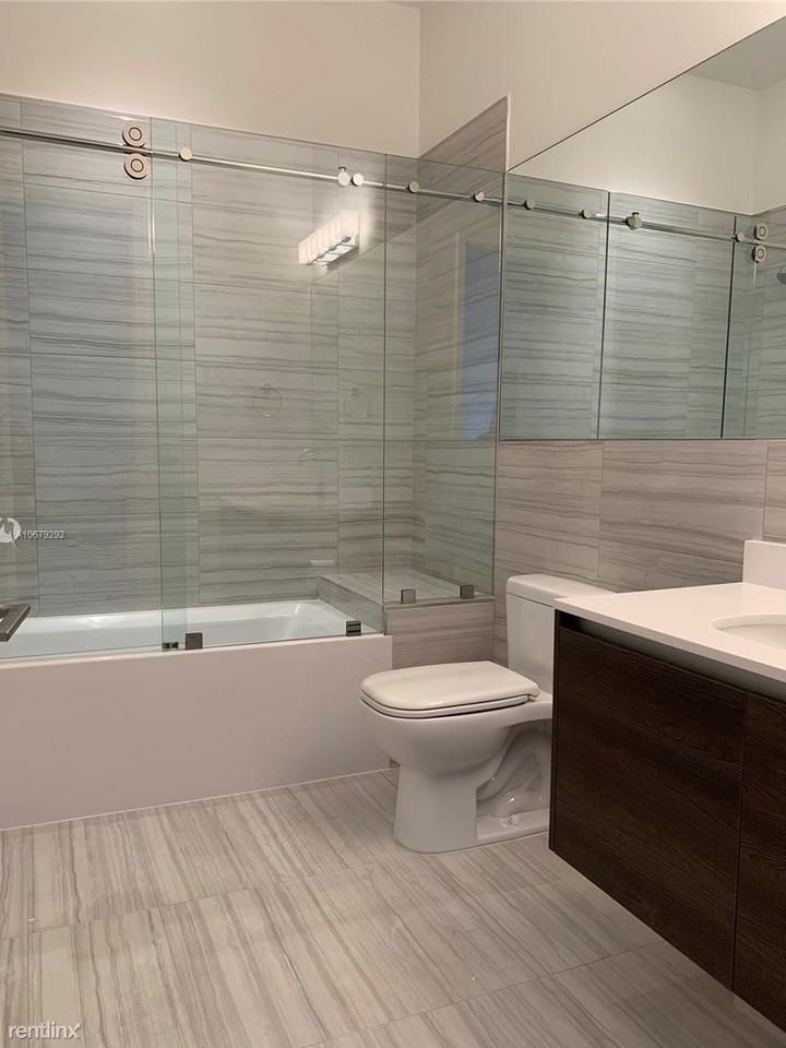 Merrick Manor - Photo 3 of 14