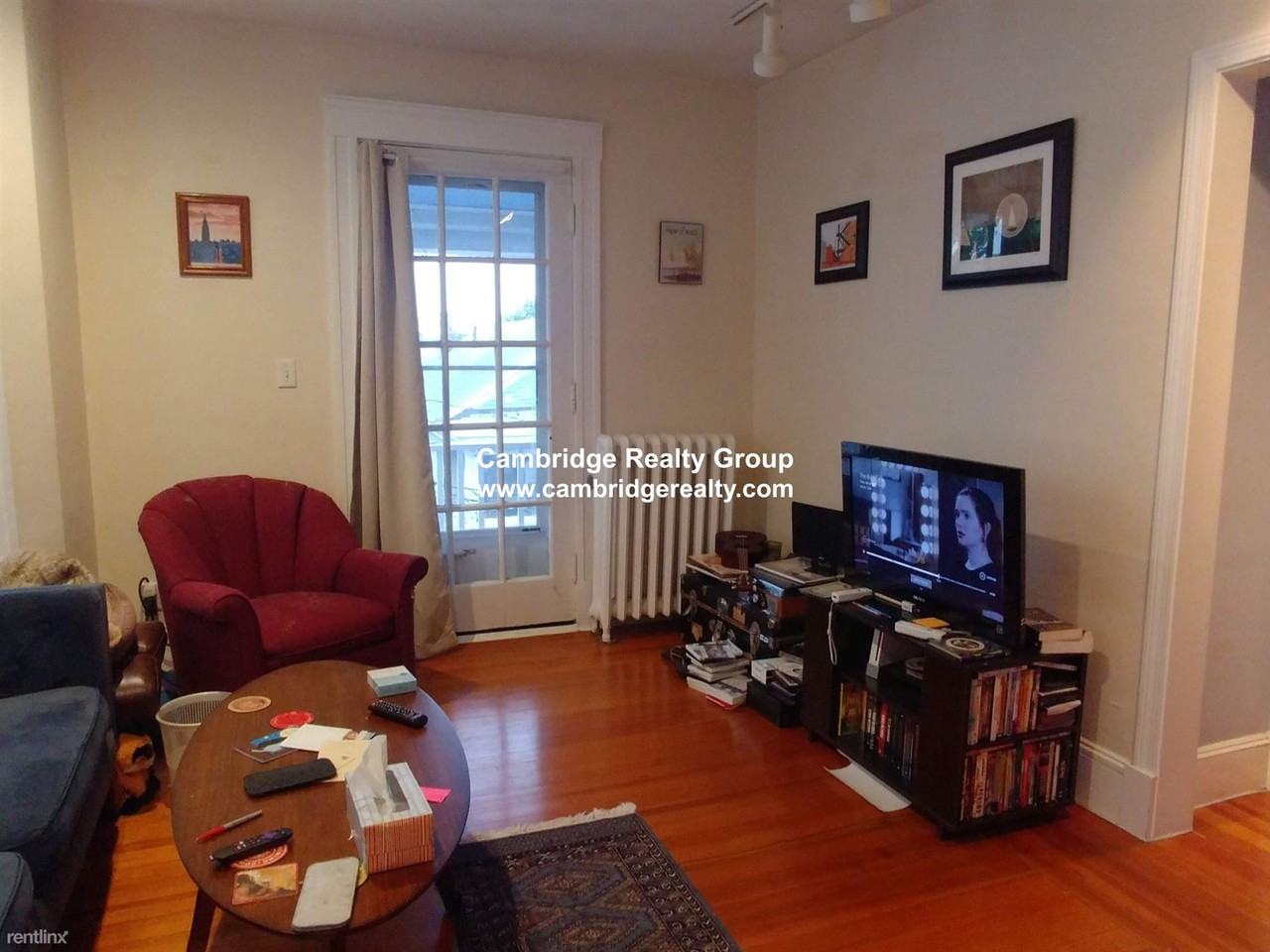 39 Magnus Ave - Photo 2 of 8