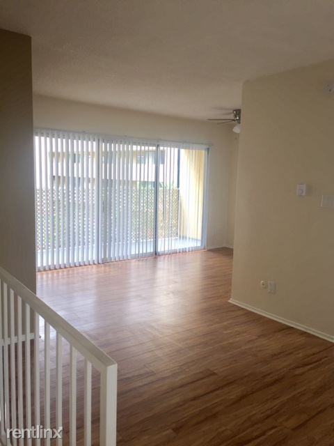 3112 Newton Street C - Photo 3 of 10