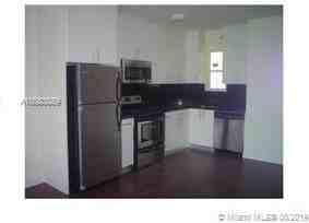 2880 Pine Tree Dr - Photo 2 of 7