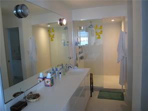 5 Island Ave - Photo 3 of 8