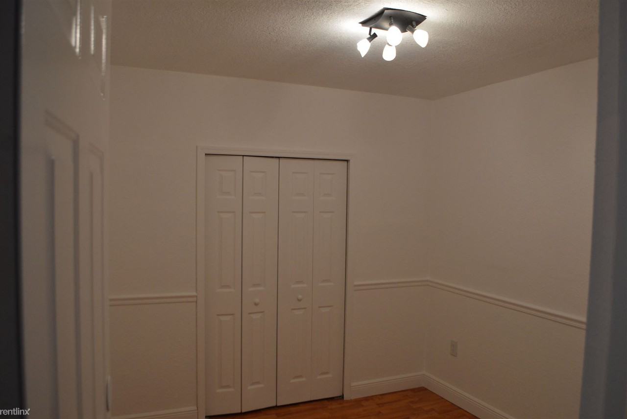 6352 Southwest 164th Path - Photo 2 of 13