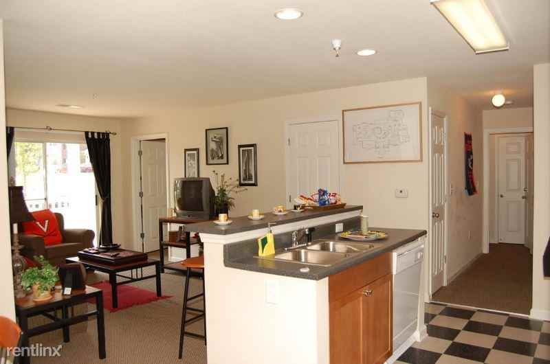 192 Yellowstone Dr - Photo 3 of 22