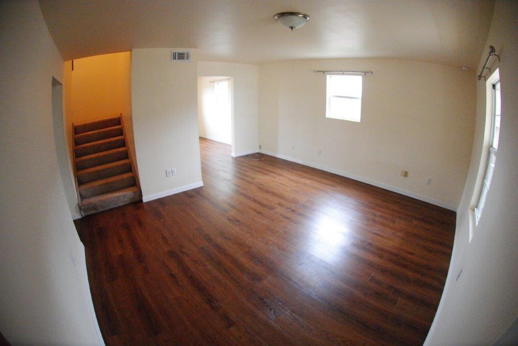 1109 W Fort Davis Ave - Photo 2 of 14