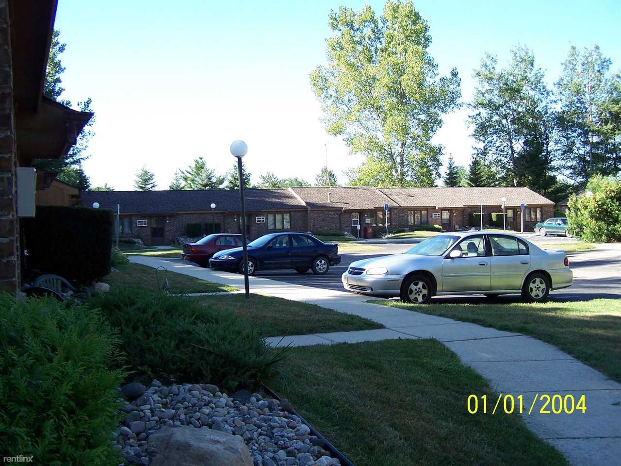 Cedar Village - Photo 3 of 11