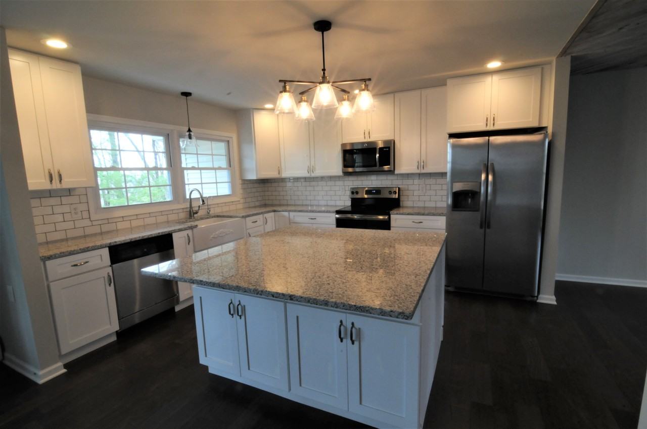 5063 Baltimore Pike - Photo 2 of 14