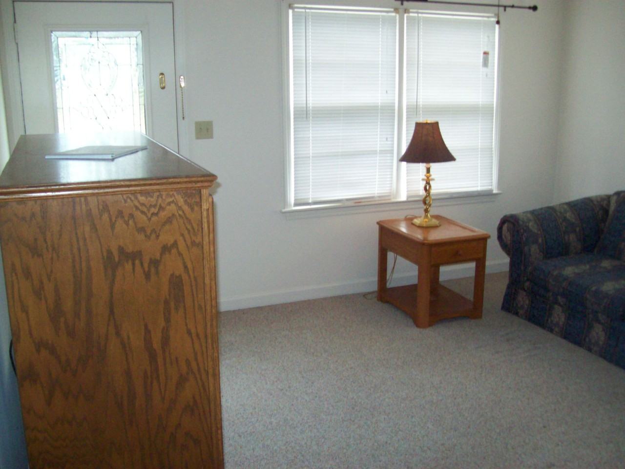 1203 Carolina Ave - Photo 3 of 10