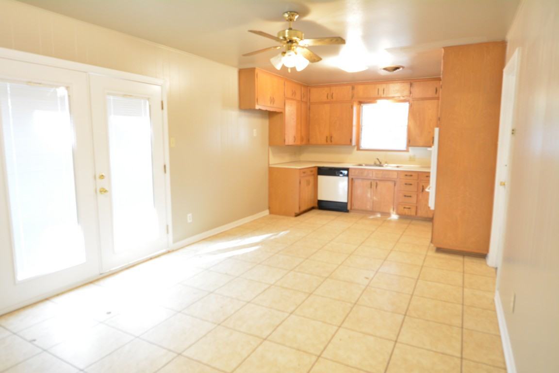 3306 East Dr - Photo 6 of 19