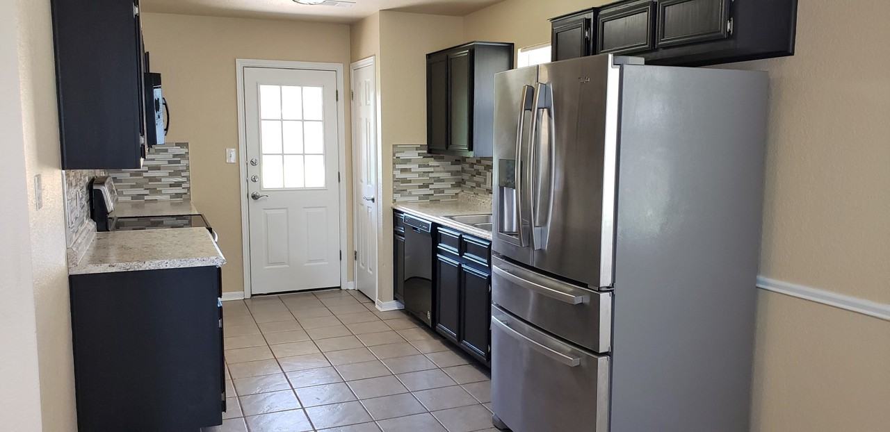 3809 Oak Valley Dr - Photo 5 of 26