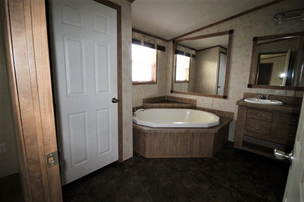 1267 River Rd - Photo 2 of 11