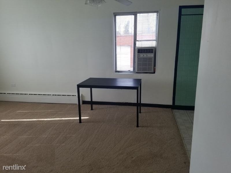 140 Ann st - Photo 2 of 5