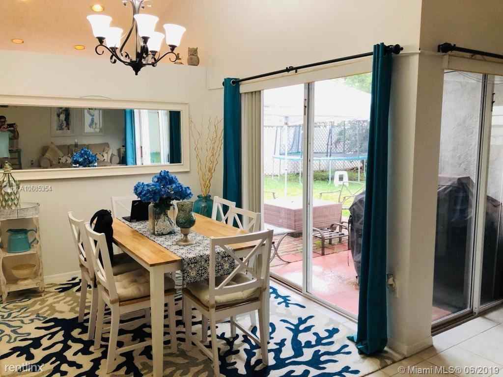 32 Gables Blvd - Photo 2 of 11