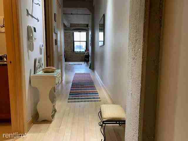 239 E Chicago St - Photo 2 of 12