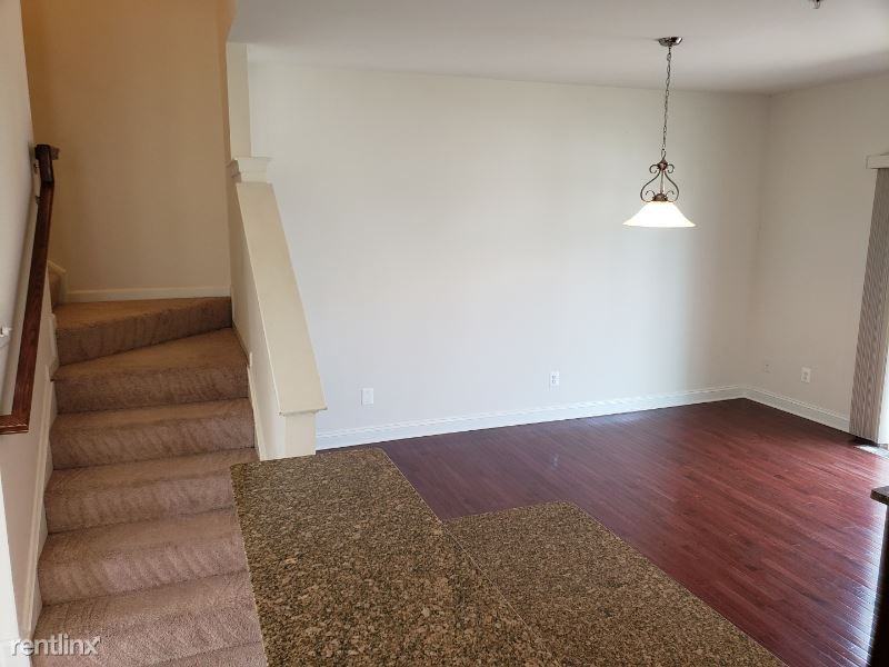 11861 Little Seneca Pkwy - Photo 3 of 20