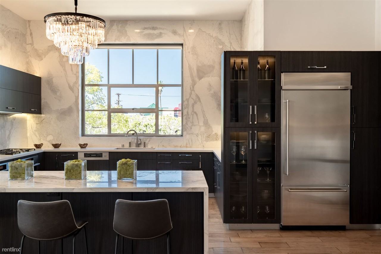 710 North Orlando Avenue - Photo 2 of 8