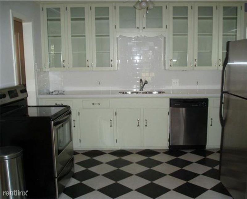 7008 Ryan Drive - Photo 3 of 8