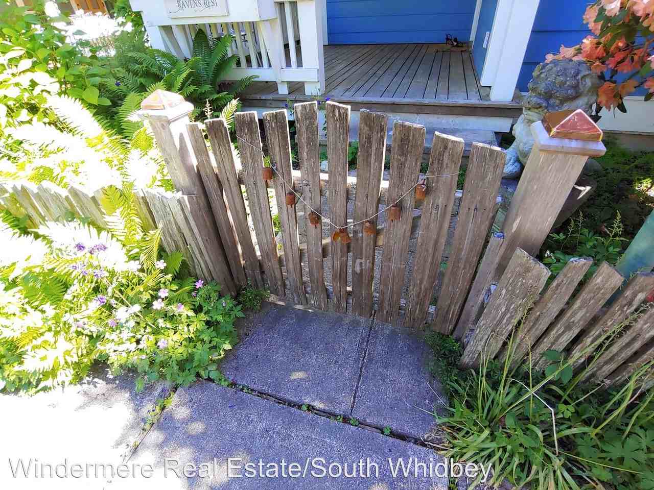 370 Cottage Ln - Photo 3 of 29