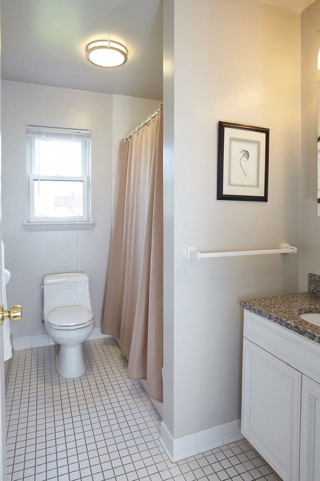 63 Jackman Dr - Photo 3 of 23