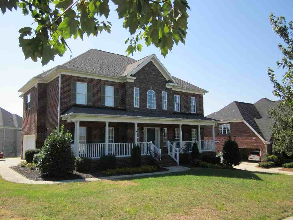 9840 Hillspring Dr - Photo 2 of 22