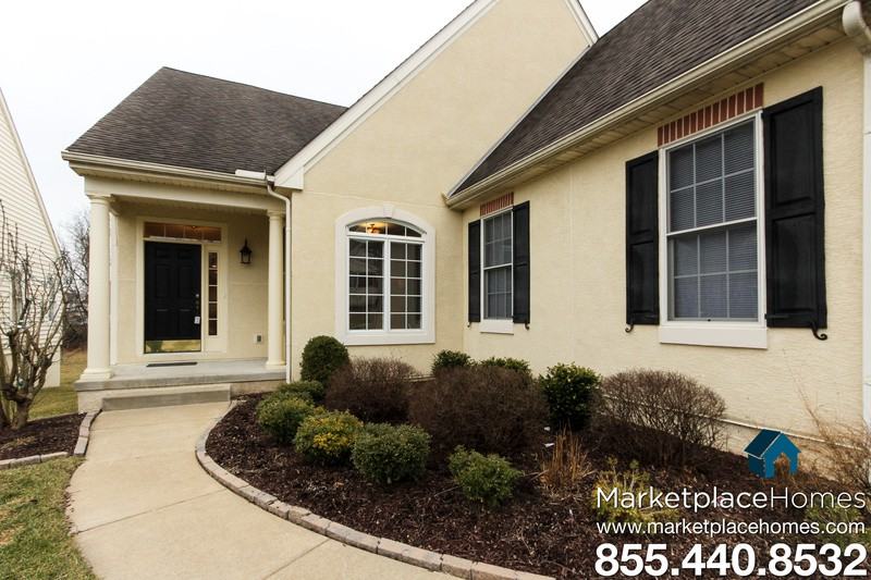 112 Longo Dr - Photo 2 of 19